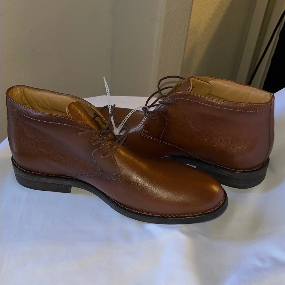 Flag Ltd Elegant Brown Leather Chukka Boots for Men